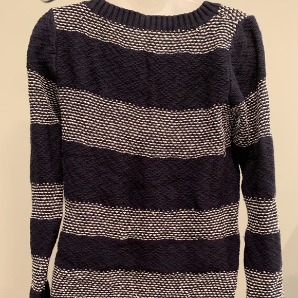 Fossil Stripped Sweater - Picture 8 of 8